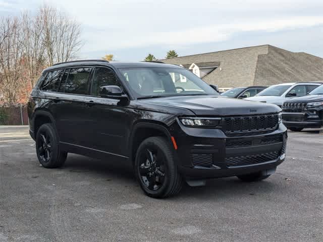 2025 Jeep Grand Cherokee L Altitude X 8