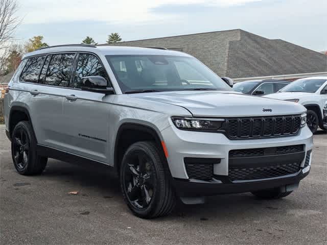 2025 Jeep Grand Cherokee L Altitude X 8