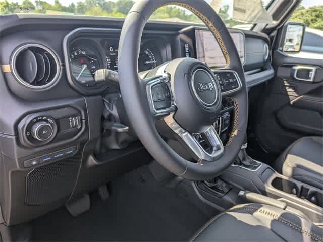 2024 Jeep Wrangler 4xe Sahara 3