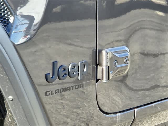 2024 Jeep Gladiator Sport 4x4 11