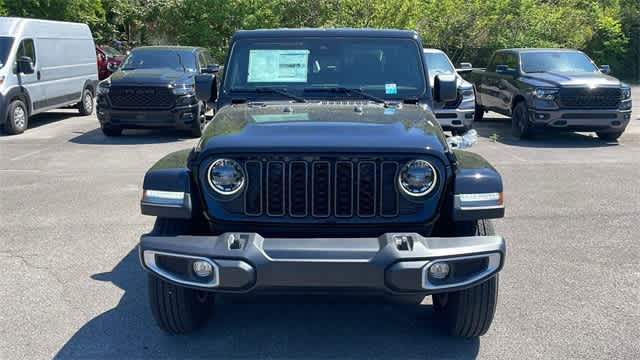 2024 Jeep Gladiator Sport S 4x4 6