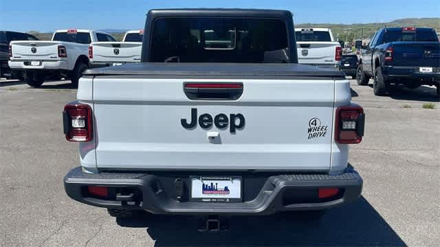 2024 Jeep Gladiator Willys 4x4 5