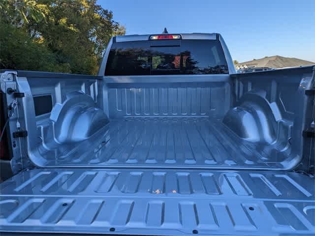 2025 Ram 1500 BIG HORN/LONE STAR 4x4 Crew Cab 57 Box 35