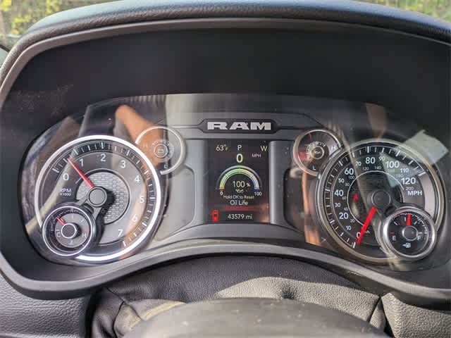 2020 Ram 1500 Big Horn 4x4 Crew Cab 57 Box 32