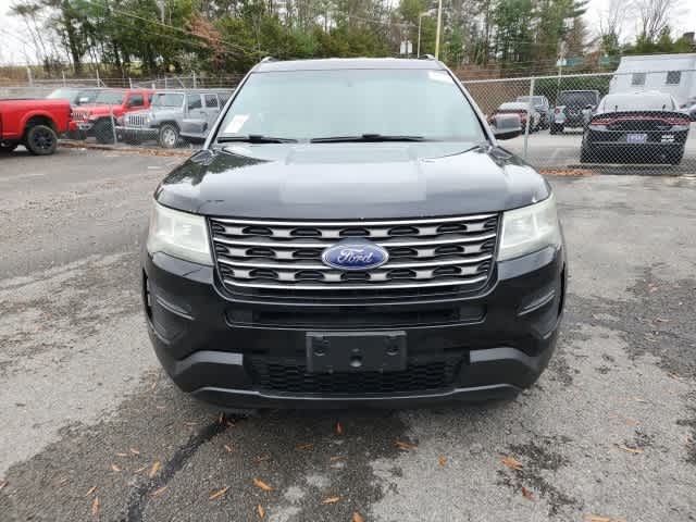 2017 Ford Explorer Base 8