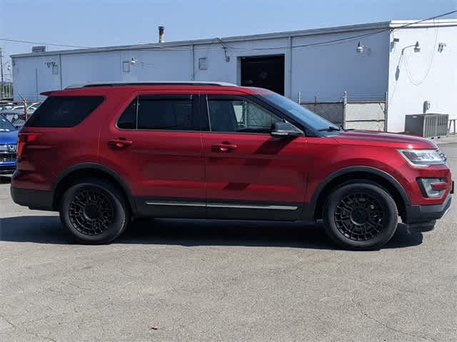 2017 Ford Explorer XLT 7