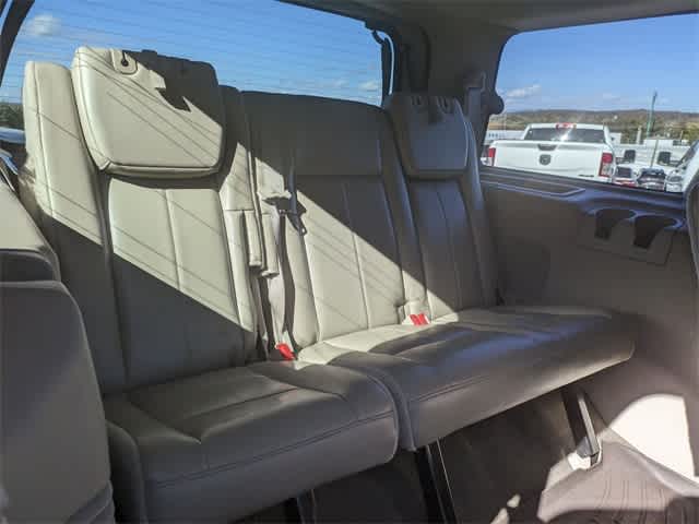 2012 Ford Expedition Limited 21