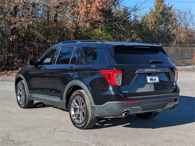 2021 Ford Explorer XLT 4