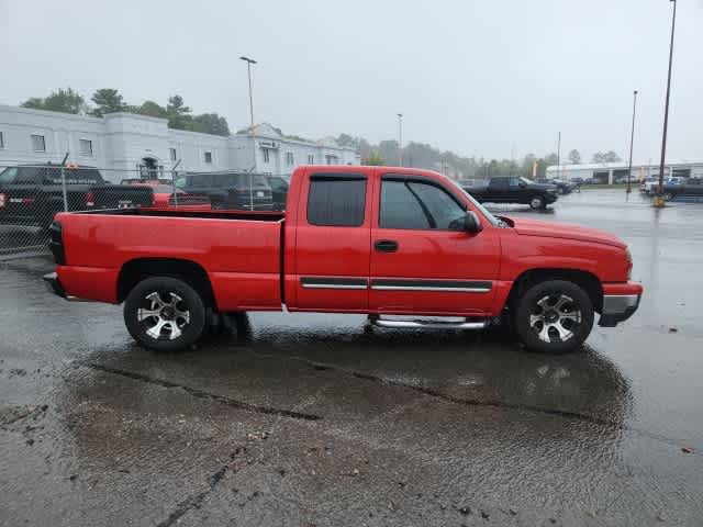 2006 Chevrolet Silverado 1500 LT1 Ext Cab 143.5 WB 2WD 7