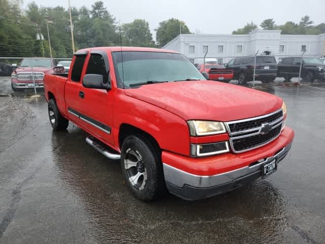 2006 Chevrolet Silverado 1500 LT1 Ext Cab 143.5 WB 2WD 8