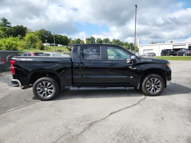 2022 Chevrolet Silverado 1500 LT 4WD Crew Cab 147 7