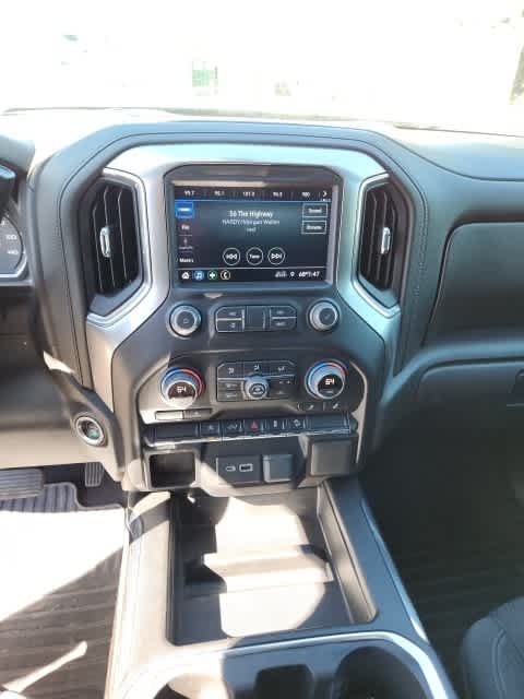 2021 Chevrolet Silverado 1500 RST 4WD Crew Cab 147 11