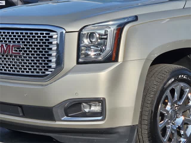 2015 GMC Yukon Denali 10