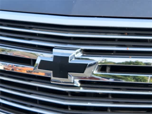 2020 Chevrolet Suburban Premier 11