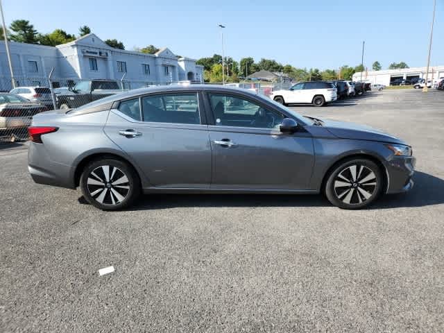 2022 Nissan Altima 2.5 SV 6