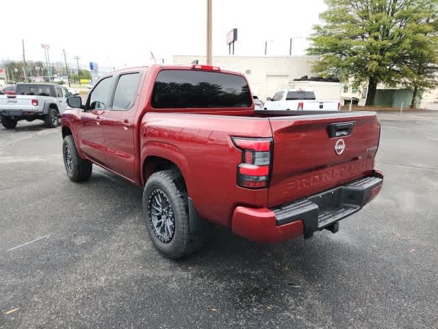 2023 Nissan Frontier SV Crew Cab 4x4 Auto 3