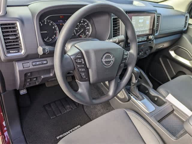 2023 Nissan Frontier SV Crew Cab 4x4 Auto 2