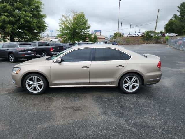 2015 Volkswagen Passat 1.8T SEL Premium 2