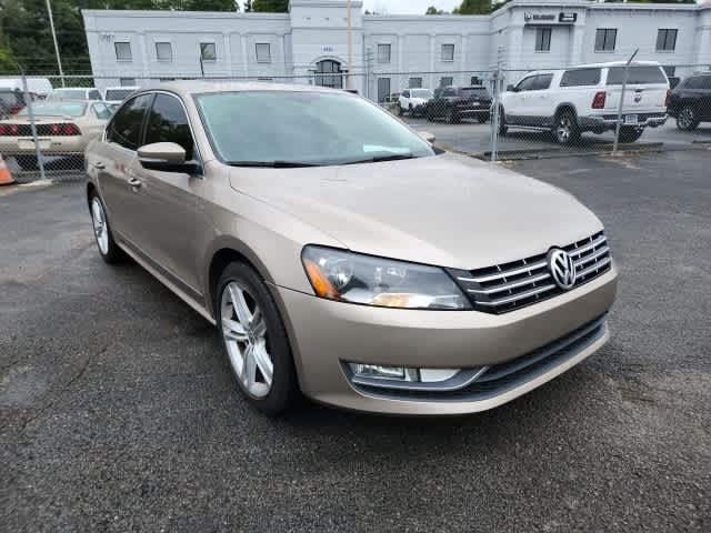 2015 Volkswagen Passat 1.8T SEL Premium 7