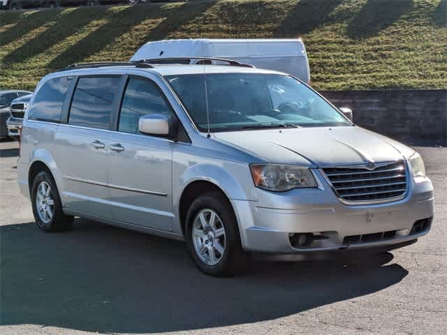 2010 Chrysler Town & Country Touring 8