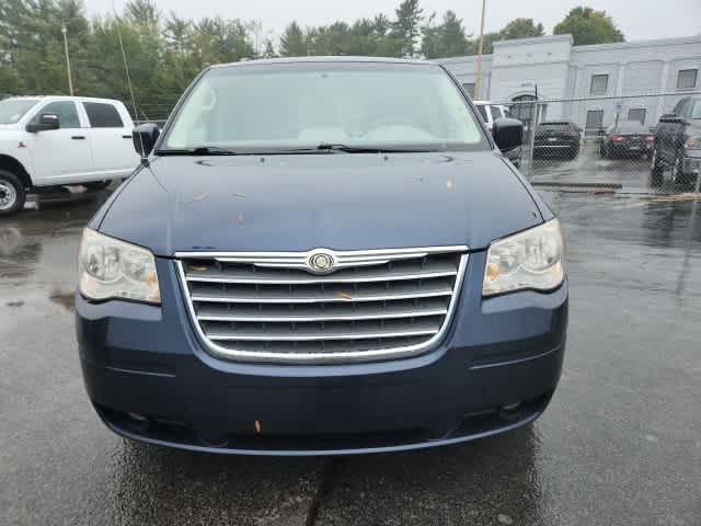 2009 Chrysler Town & Country Touring 8