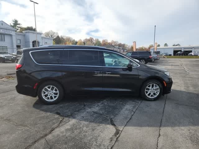 2021 Chrysler Pacifica Touring L 6