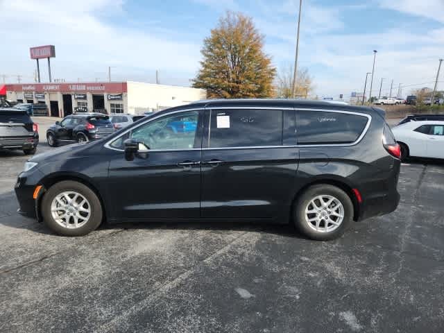 2021 Chrysler Pacifica Touring L 2