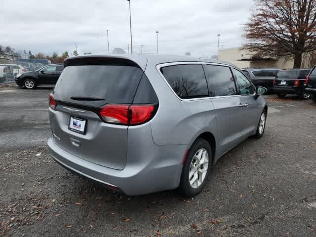 2017 Chrysler Pacifica Touring Plus 5