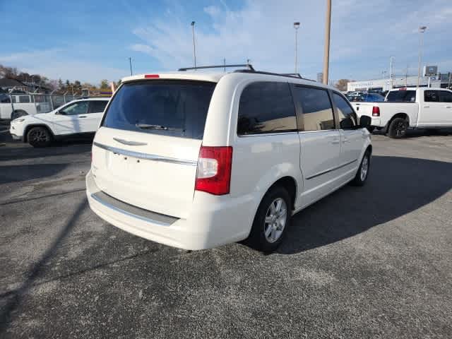 2013 Chrysler Town & Country Touring 5