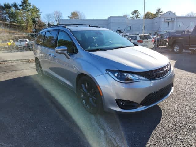 2018 Chrysler Pacifica Limited 7