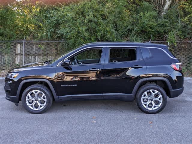 2025 Jeep Compass Sport 3