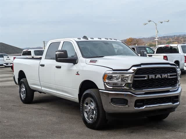 2024 Ram 3500 Tradesman 4x4 Crew Cab 8 Box 8