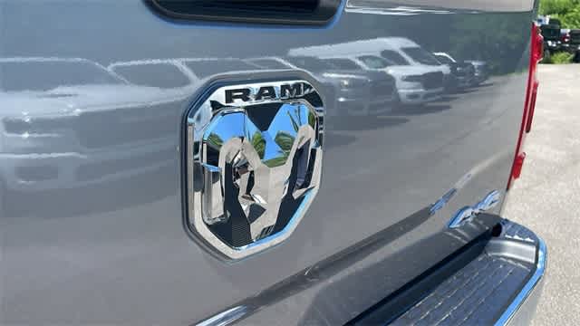 2024 Ram 2500 Tradesman 4x4 Crew Cab 64 Box 23