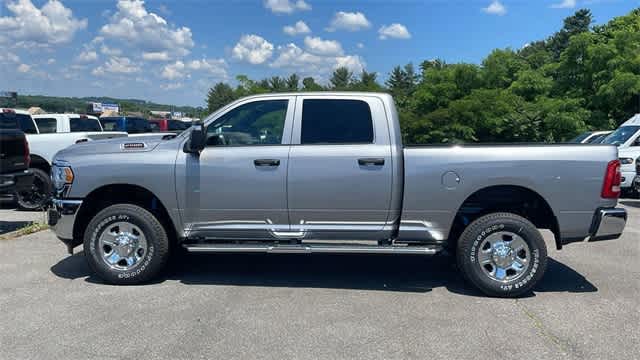 2024 Ram 2500 Tradesman 4x4 Crew Cab 64 Box 3