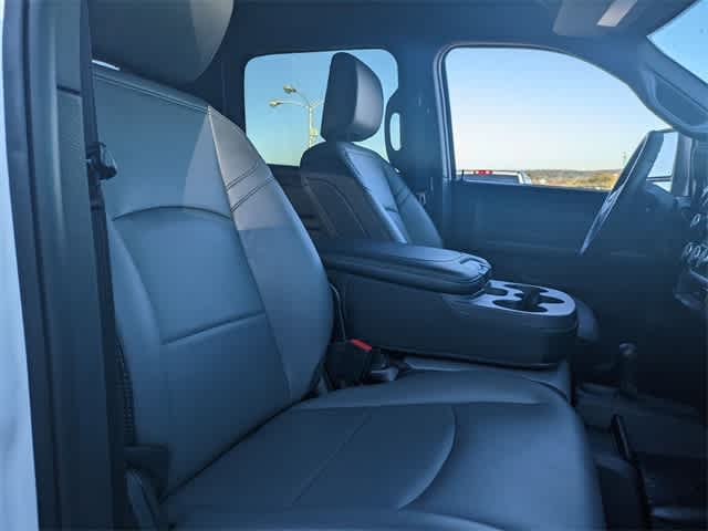 2024 Ram 2500 Tradesman 4x4 Crew Cab 64 Box 22