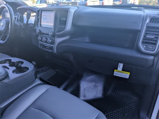 2024 Ram 2500 Tradesman 4x4 Crew Cab 64 Box 23