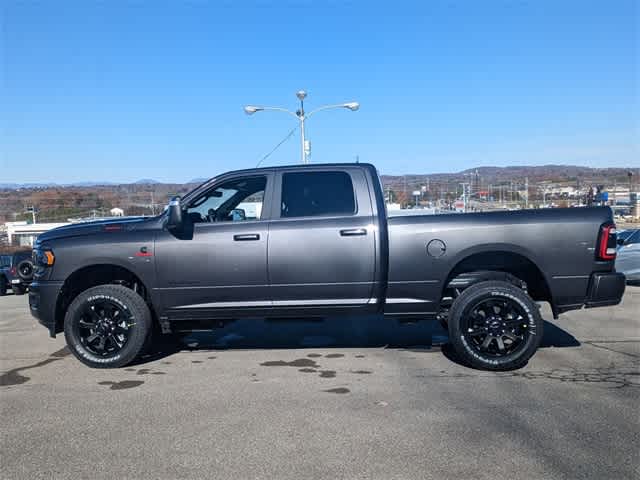 2024 Ram 2500 Big Horn 4x4 Crew Cab 64 Box 3