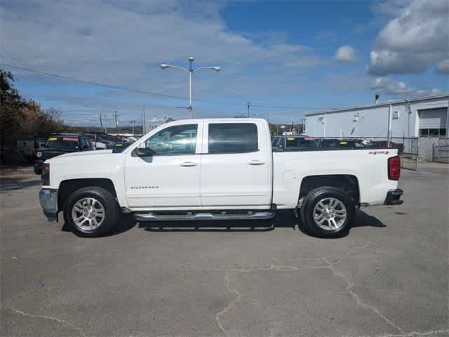 2017 Chevrolet Silverado 1500 LT 4WD Crew Cab 143.5 3