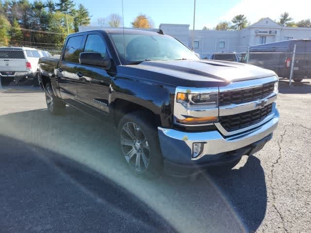 2017 Chevrolet Silverado 1500 LT 4WD Crew Cab 143.5 8