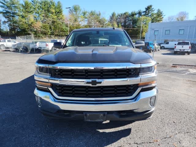 2017 Chevrolet Silverado 1500 LT 4WD Crew Cab 143.5 9