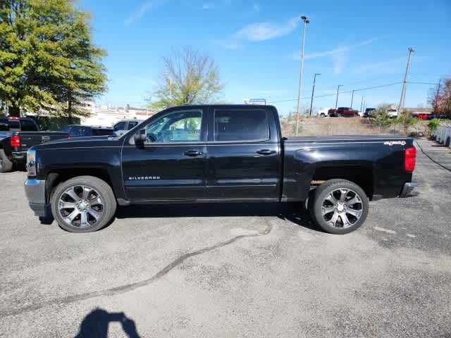 2017 Chevrolet Silverado 1500 LT 4WD Crew Cab 143.5 2