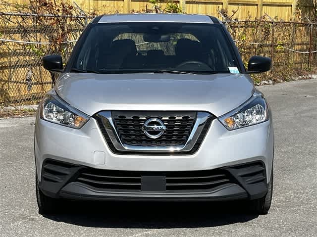 2020 Nissan Kicks S 9