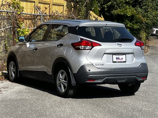 2020 Nissan Kicks S 4