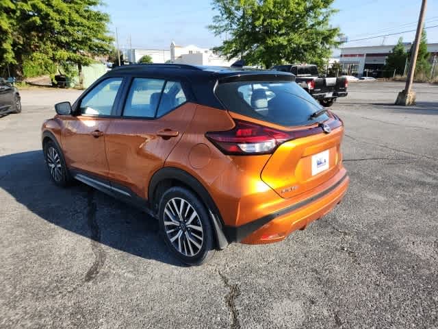 2023 Nissan Kicks SR 3