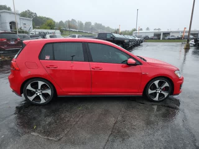 2017 Volkswagen Golf GTI Autobahn 6