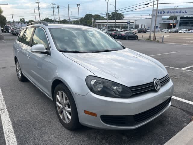 2011 Volkswagen Jetta SportWagen S 2