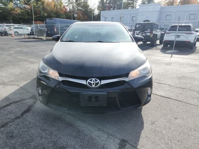 2017 Toyota Camry SE 8