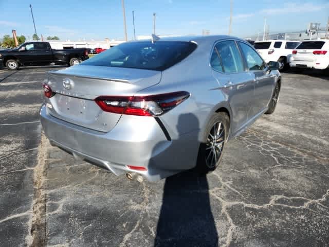 2021 Toyota Camry SE 5