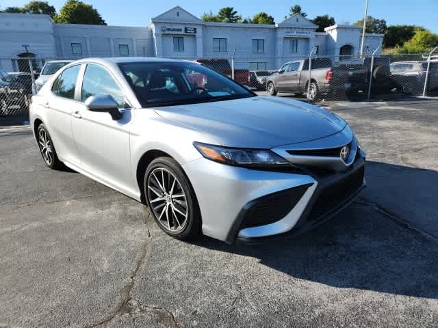 2021 Toyota Camry SE 7