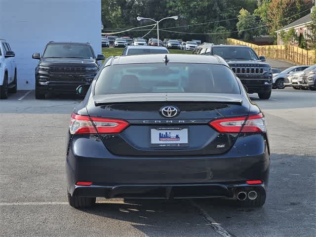 2020 Toyota Camry SE 5